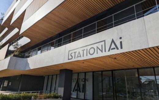 STATION Aiの外観写真