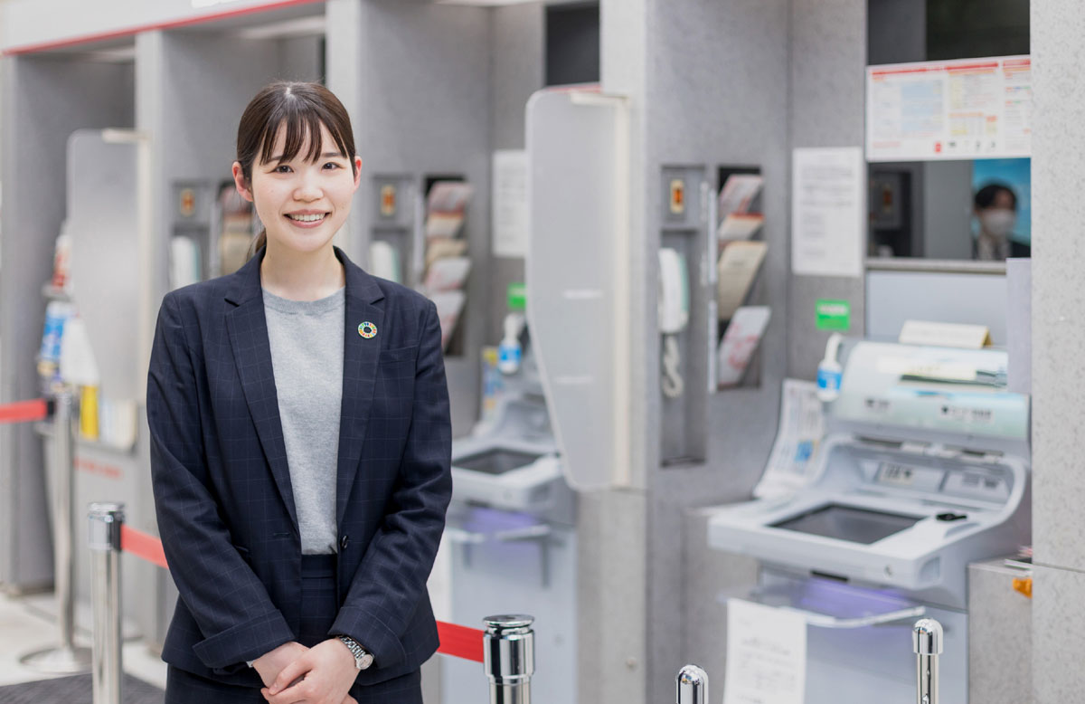 十六銀行 名古屋営業部 融資　毛利 麻理乃